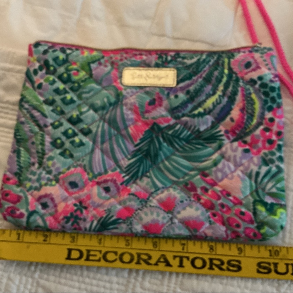 Lilly Pulitzer Pink and Green Patterned Bag - Picture 2 of 12